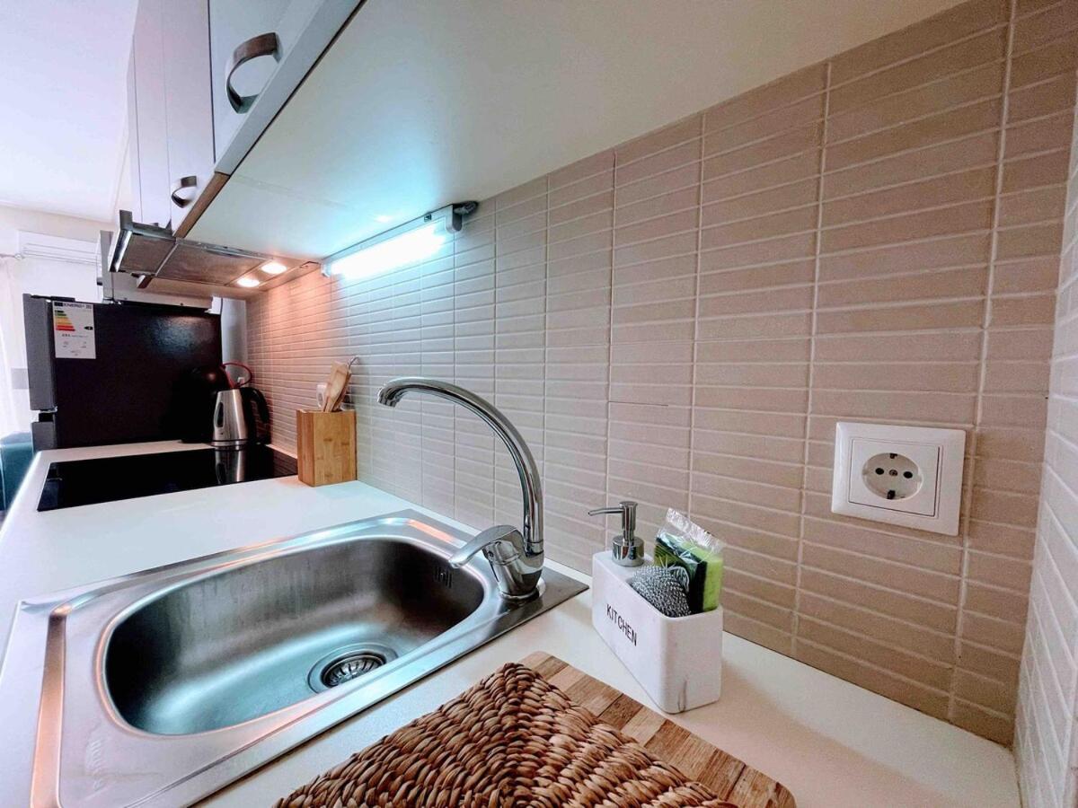 公寓 Annamaria Sea Side View Studio- 25m From The Beac